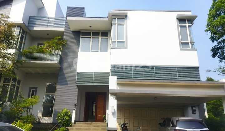 Dijual Rumah Mewah Taman Telaga Golf BSD - 750M² Furnished, Dekat Damai Indah Golf