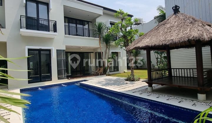 Dijual Rumah 2 Lantai LT 685M² + Pool - Dalam Compound, Cipete, Jakarta Selatan