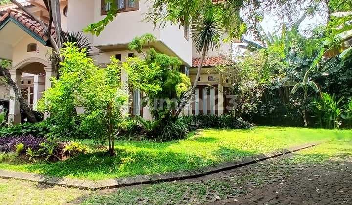 Disewakan Rumah 3Br di Cipete Compound - Shared Pool & One Gate System