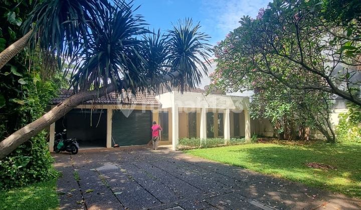 4Br Single-Storey House For Rent On 1,500 Sqm Land With Pool - Kemang, South Jakarta