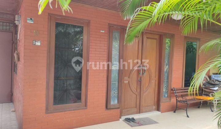 Rumah Di Jl. Menteng Kebon Sirih Lokasi Pusat Kota