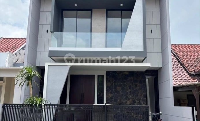 Brand New House International Village Surabaya Barat Siap Huni