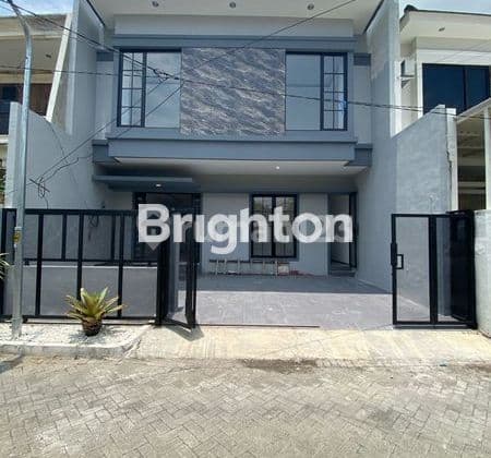 NEW MINIMALIS 2LT KLAMPIS SELANGKAH MANYAR SEMOLOWARU