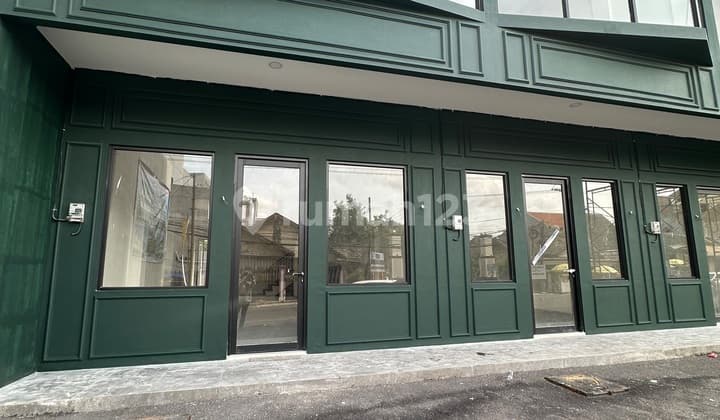 Ruko Gress New 3Lt Modern Classic Style Facade Raya Kedung Asem