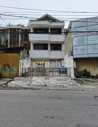 Ruko 3Lt Siap Pakai Area Kedungdoro Kedungsari Sby Pusat