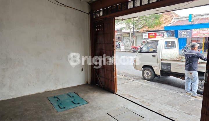 RUKO 2.5LT SIAP PAKAI TAMBAKREJO 150 METER DARI RS. SOEWANDHI