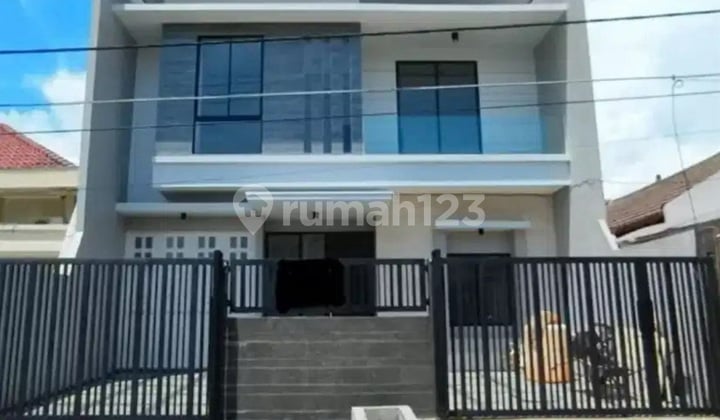 Minimalis Gress 2Lt Selangkah Manyar Kertajaya