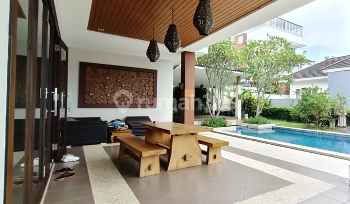 Rumah Modern Bali Furnish Hook View Pegunungan Sentul City Bogor