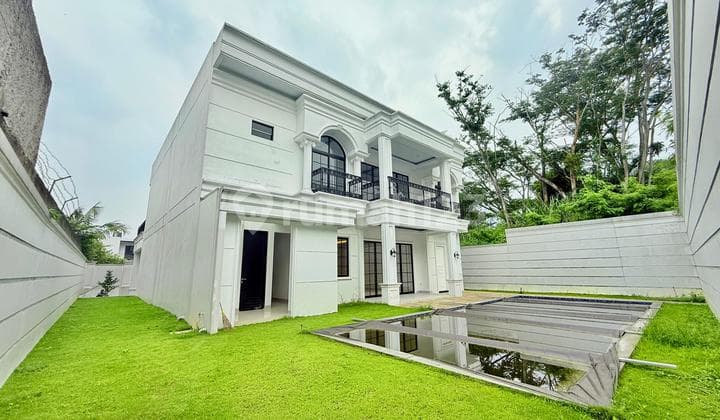 Rumah Klasik Baru Siap Huni View Pegunungan Ada Kolam Renang dan Taman Sentul City Bogor
