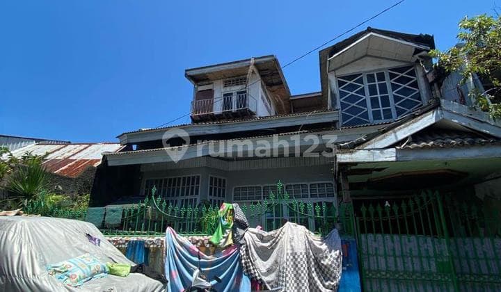 Rmh Jl Kandea 29.5X14.5- 2 Lantaikamar Tidur 6Kamar Mandi 3Jalanan bisa 2 Mobil Papasanrp. 700 Jt