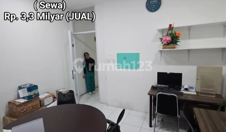 Sewa atau Ruko Jl Urip Sumoharjo Samping Fly Over Dekat Kampus Pasca Umi 4.5X15. 3 Lantai Rp. 90 Jt Per Thn ( Sewa) Rp. 3,3 Milyar (Jual)L