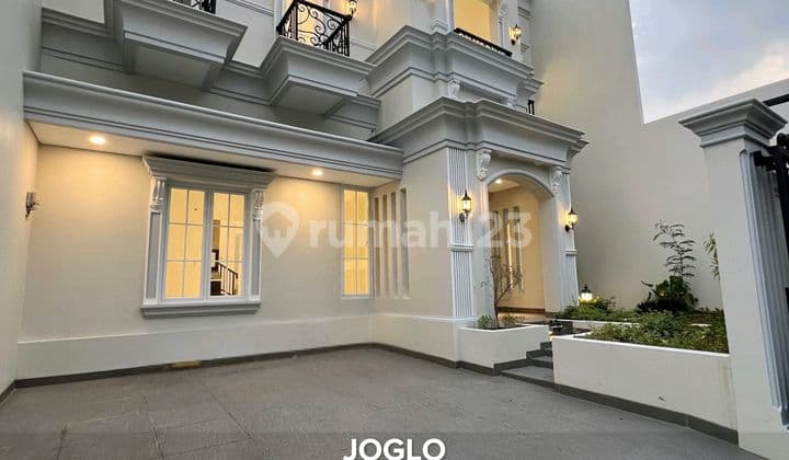 Dijual Rumah Brand New Modern Classic Strategis Dekat Mall Puri