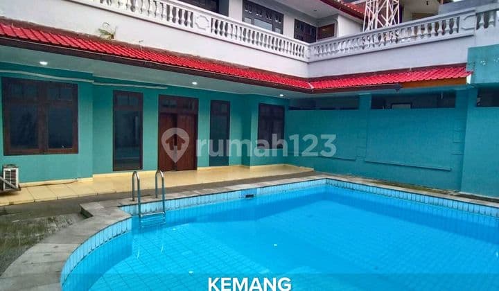Disewakan Rumah Lokasi Strategis Cocok untuk Kantor di Kemang