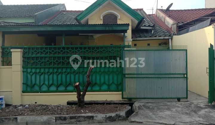 Rumah 1 Lantai Dijual di Boulevard Hijau Blok F, Harapan Indah