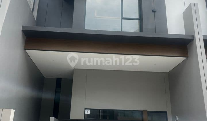 Rumah Baru Modern Minimalis 2 Lantai di Setraduta Grand
