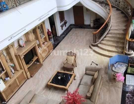 Rumah Lux Terawat Siap Huni di Batununggal Bandung