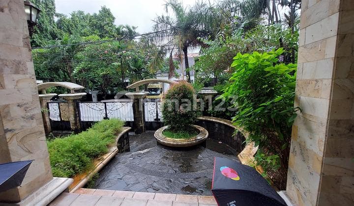 Cheap House For Sale on Jalan Penjernihan, Tanah Abang, Jakarta