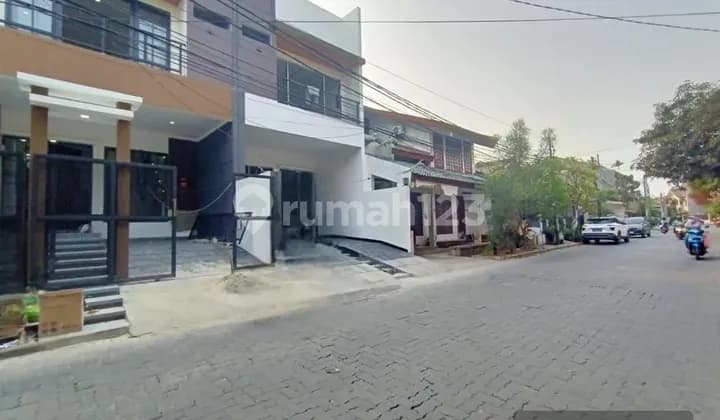 Rumah Modern Siap Huni Semi Furnish di Jatiwaringin Bekasi Dekat Tol LRT