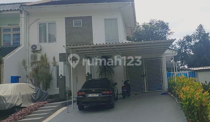 Rumah Ada Kolam Renang Siap Huni di Bukit Golf Hijau Sentul City Bogor