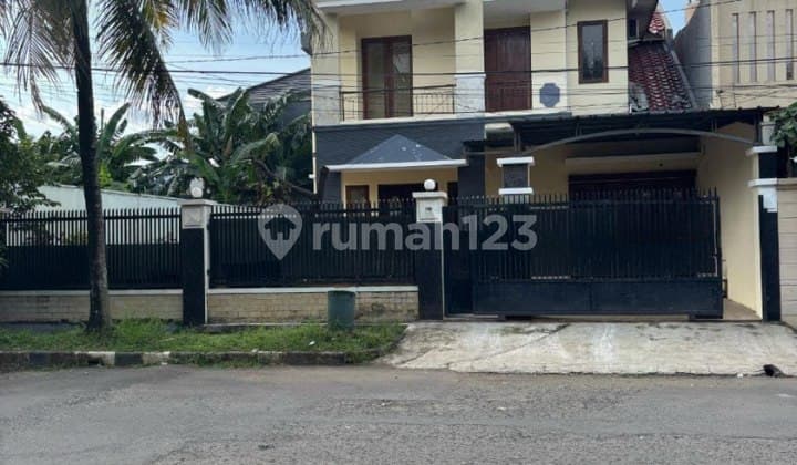 Rumah Baru Renovasi Dalam Perumahan di Jalan Ratna Cikunir Jatibening Bekasi