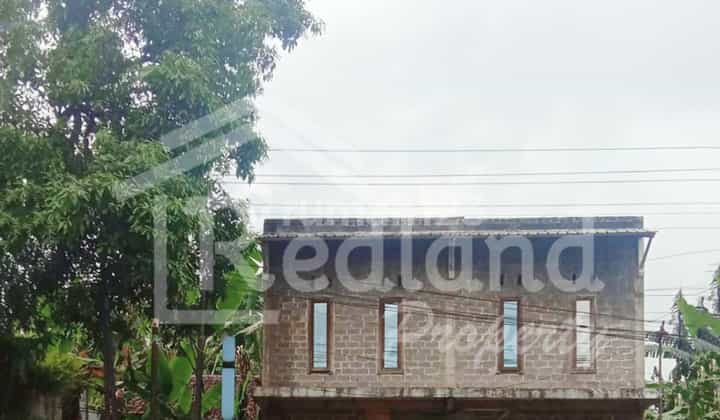 Rumah di Raya Kalibalik , Batang ( Me 7831 ) Rumah di Raya Kalibalik , Batang ( Me 7831 )