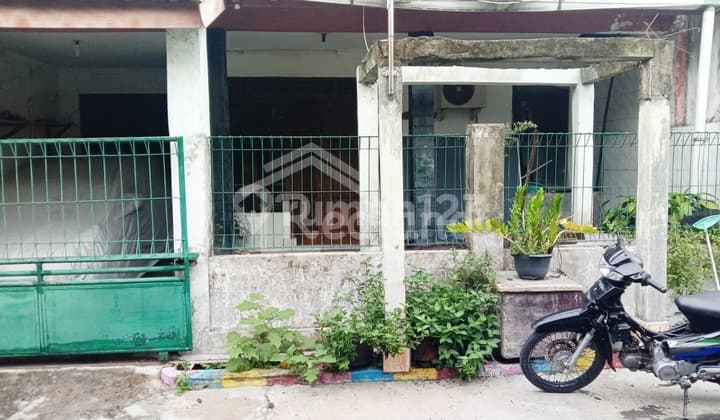 Rumah di Perum Purwoasri Sleman , Yogyakarta Al 6120