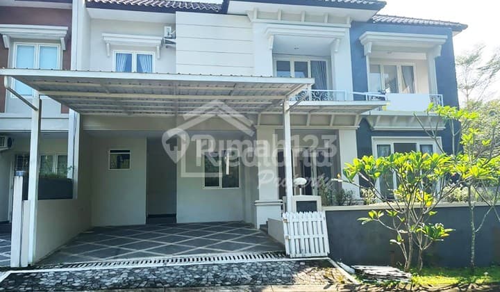 Rumah di Montana Graha Candi Golf , Semarang ( Me 7759 )