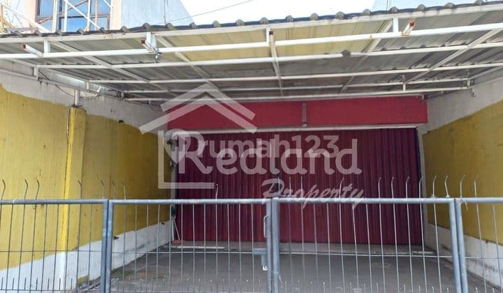Ruko di Tentara Pelajar , Semarang ( Me 8668 )