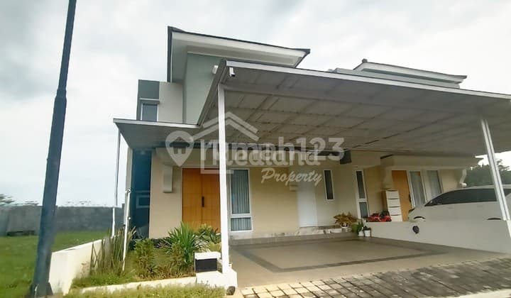 Rumah di Victoria Valley , Bsb City Semarang ( Me 7639 )