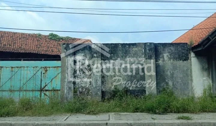 Tanah di Jenderal Sudirman , Pekalongan ( Me 7953 ) Tanah di Jenderal Sudirman , Pekalongan ( Me 7953 )