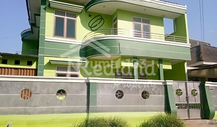 Rumah di Semarang Tengah , Semarang ( Jo 8633 )