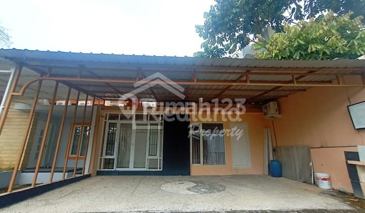 Rumah di Graha Taman Pelangi , Bsb City Semarang ( Me 7666 )