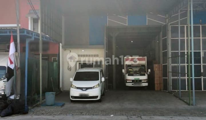 Gudang 3 Lantai Cakung Central Bizpark bisa Masuk Kontainer