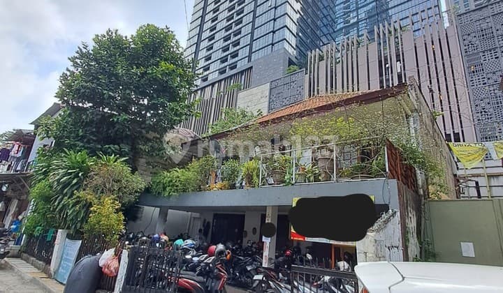 Dijual Murah Rumah Hitung Tanah Saja di Scbd Jakarta Selatan