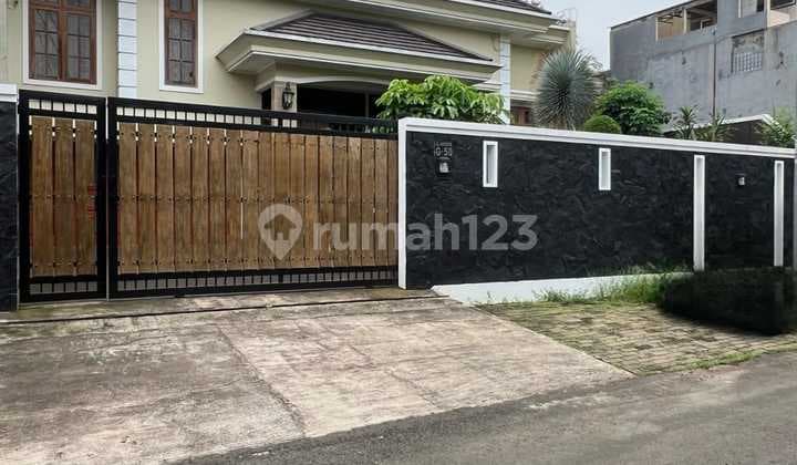 Rumah Mewah Cinere Depok Desain Cantik Ada Taman Dan Kolam Renang