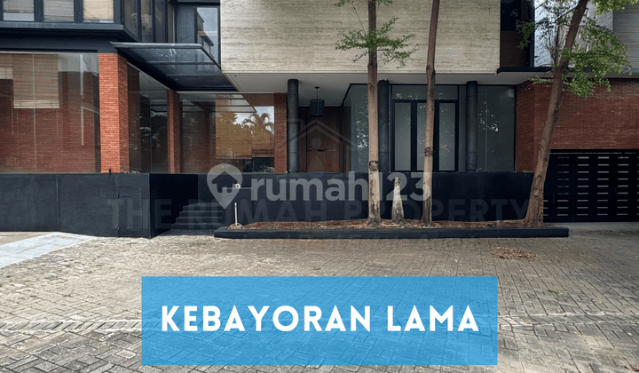 Rumah Bagus Modern Private Pool Dalam Townhouse di Kebayoran Lama Jakarta Selatan