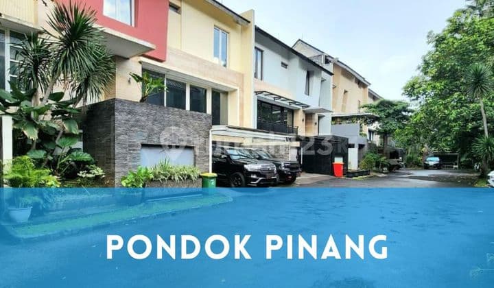 Townhouse Pondok Pinang Jalan Komplek Lebar Private Pool Dekat ke Pondok Indah dan MRT Lebak Bulus