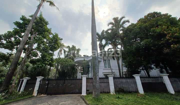 Rumah Hook Komplek Elit Pondok Indah Jakarta Selatan