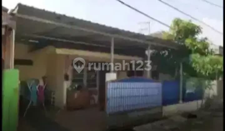 Jual Cepat Rumah Strategis Taman Cibodas