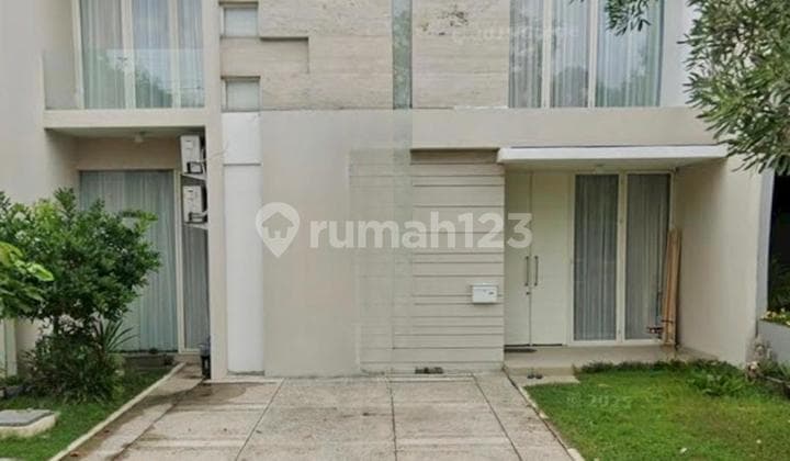 FOR SALE LUXURIOUSLY FURNISHED Palm Beach - Pakuwon City