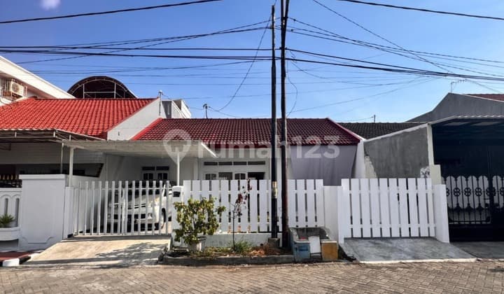DIJUAL RUMAH RENOVASI DI KUTISARI