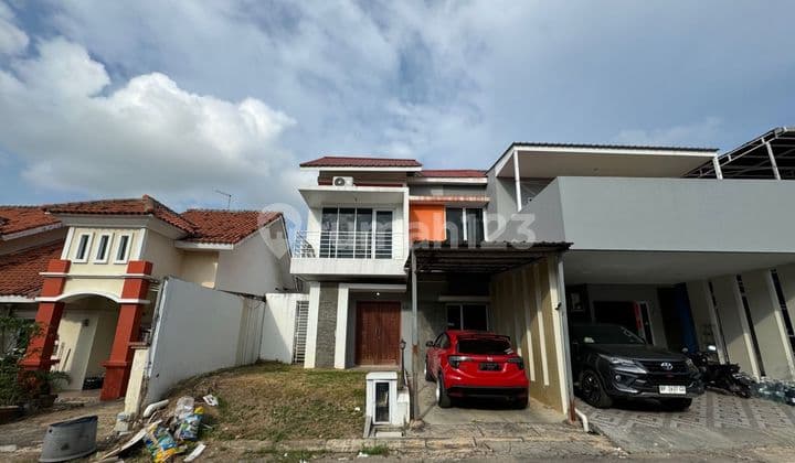 RUMAH VILLA BUKIT INDAH