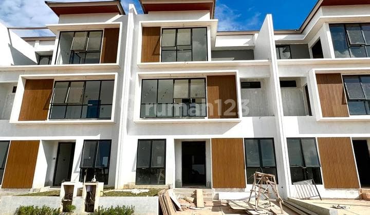 Dijual Rumah Type Terbesar di Diamond Pavilion