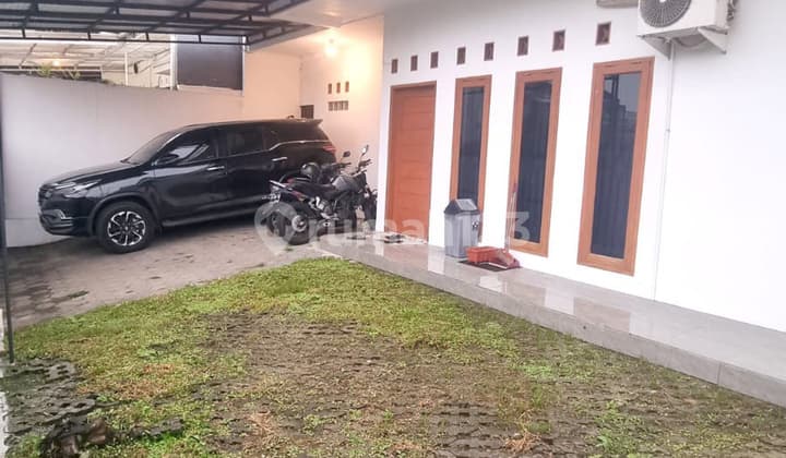Modern Minimalist House Sariwangi Parongpong