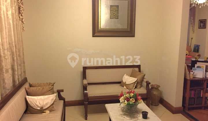 Dijual Rumah Siap Huni Daerah Cipaku Bandung