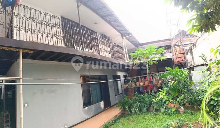 Boarding House in Kramat Senen