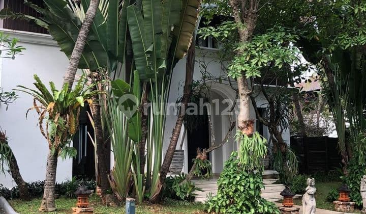 Nice Compound House In Cipete