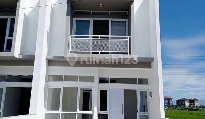 New 2-Story Minimalist Modern House in Arcamanik, Bandung