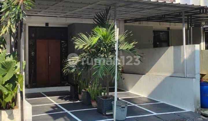 House in Arcamanik Within a Cluster with Wide Road Access in Bandung City