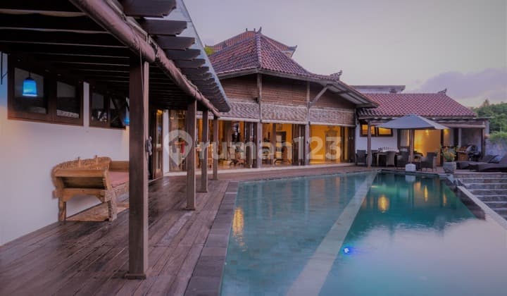 Villa Dengan Laut di Balangan.. Full Kayu, Cocok Untuk Bule Eropa.